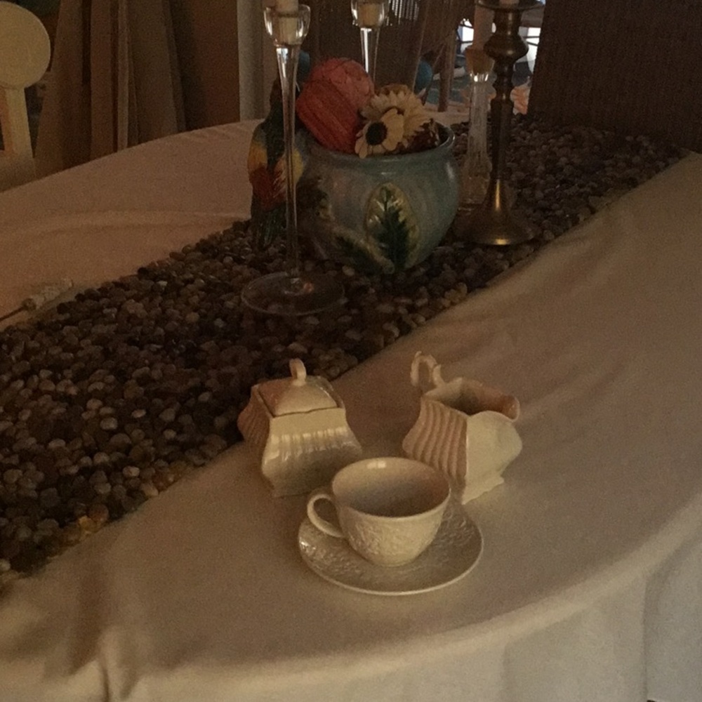 Complete set for eight coffee/tea set.